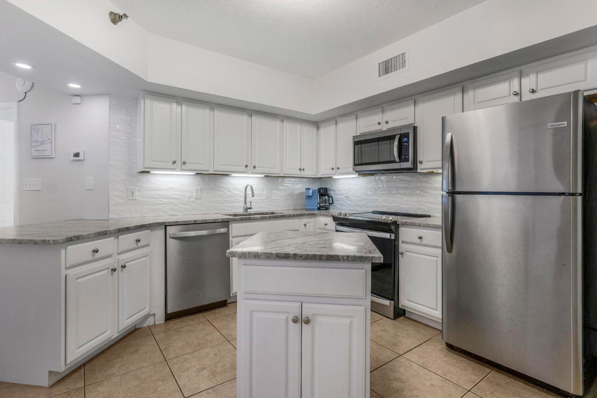Apartment Windward Pointe 603 By Collection